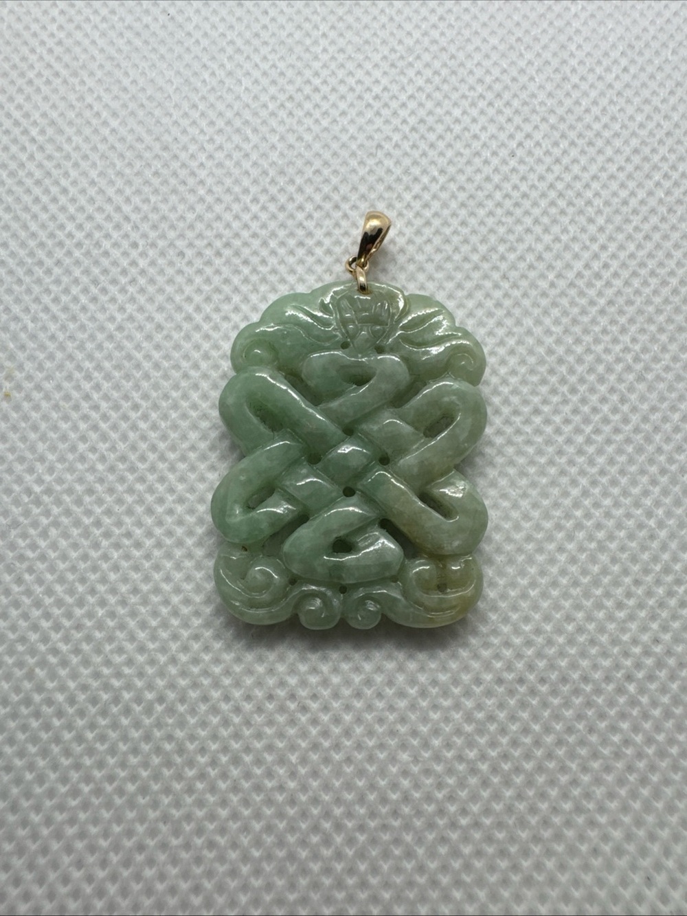 Chinese Jade 14K PENDANT Green Unity Knot Twist Yellow Gold VTG